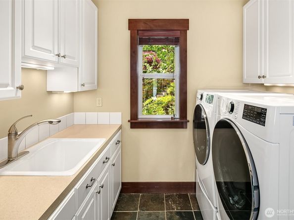 1624 Mallard Lane, Bellevue WA 98008