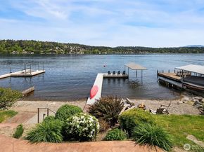 1624 Mallard Lane, Bellevue WA 98008