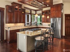1624 Mallard Lane, Bellevue WA 98008