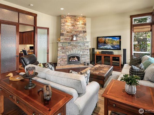 1624 Mallard Lane, Bellevue WA 98008