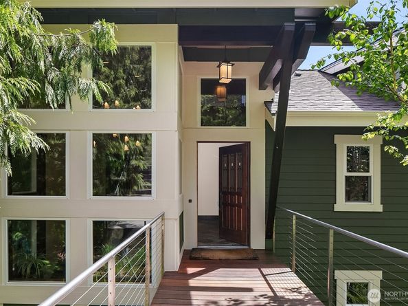 1624 Mallard Lane, Bellevue WA 98008