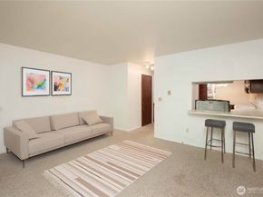 500 N National Avenue 37, Bremerton WA 98312