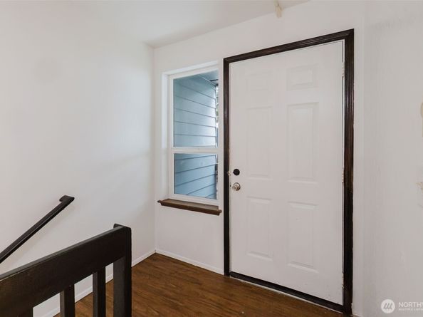 500 N National Avenue 37, Bremerton WA 98312