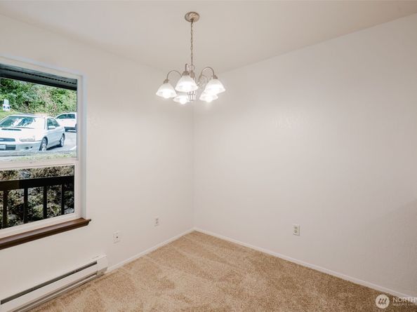 500 N National Avenue 37, Bremerton WA 98312