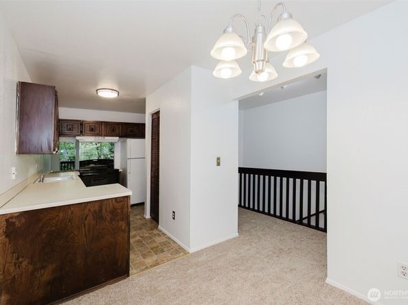 500 N National Avenue 37, Bremerton WA 98312
