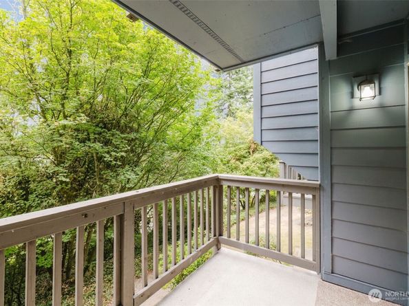 500 N National Avenue 37, Bremerton WA 98312