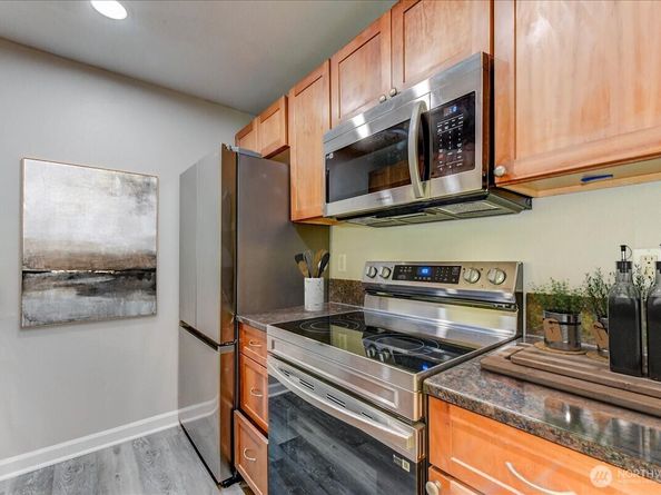 10826 NE 148th Lane H201, Bothell WA 98011