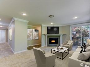 10826 NE 148th Lane H201, Bothell WA 98011