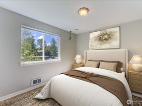 10826 NE 148th Lane H201, Bothell WA 98011