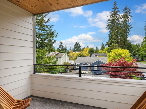215 NE 123rd Street, Seattle WA 98125