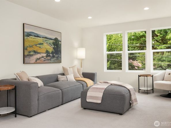 215 NE 123rd Street, Seattle WA 98125