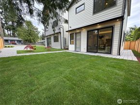 215 NE 123rd Street, Seattle WA 98125