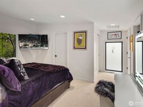 10335 14th Avenue NW B, Seattle WA 98177