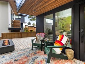 10335 14th Avenue NW B, Seattle WA 98177