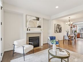 1313 Brooklyn Walk NE, Issaquah WA 98029