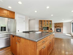 15102 93rd Place NE, Bothell WA 98011