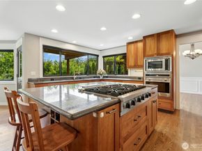 15102 93rd Place NE, Bothell WA 98011