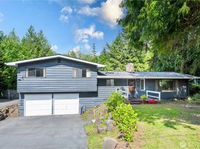 17818 147th Ave SE, Renton WA 98058