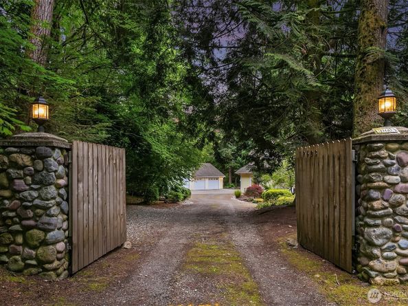 19603 238TH Avenue NE, Woodinville WA 98077