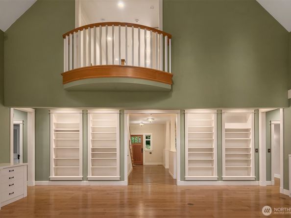 19603 238TH Avenue NE, Woodinville WA 98077