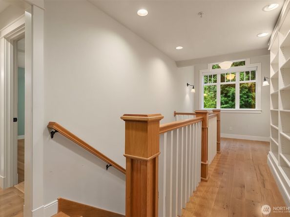 19603 238TH Avenue NE, Woodinville WA 98077