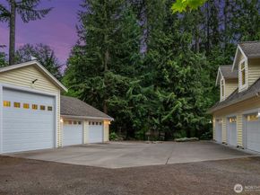19603 238TH Avenue NE, Woodinville WA 98077