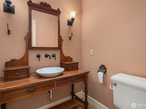 19603 238TH Avenue NE, Woodinville WA 98077