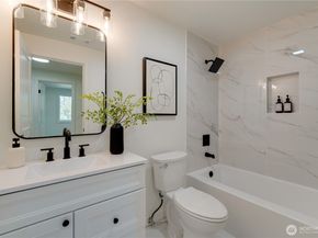 416 221st Street SW, Bothell WA 98021