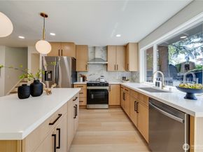 416 221st Street SW, Bothell WA 98021