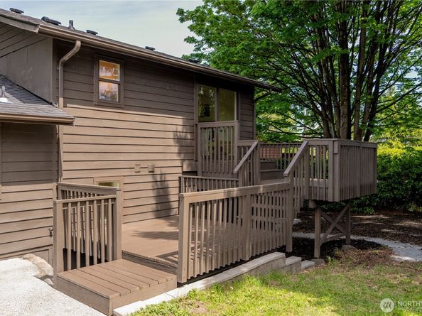 416 221st Street SW, Bothell WA 98021