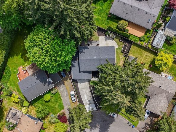 416 221st Street SW, Bothell WA 98021