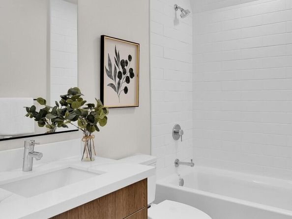 259 E Louisa Street, Seattle WA 98102