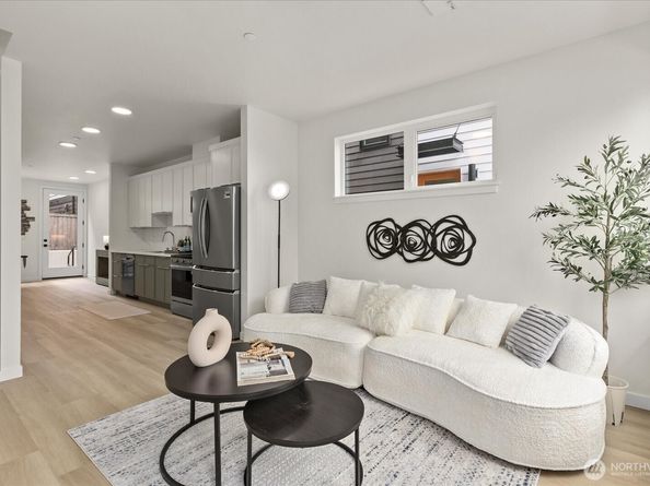 259 E Louisa Street, Seattle WA 98102