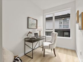 259 E Louisa Street, Seattle WA 98102