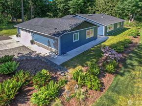 39195 Blackmouth Place NE, Hansville WA 98340