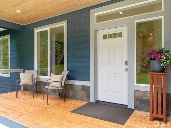 39195 Blackmouth Place NE, Hansville WA 98340