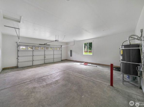 39195 Blackmouth Place NE, Hansville WA 98340