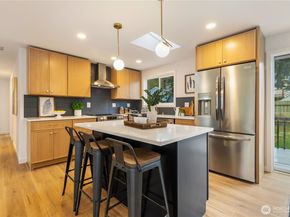 1831 201st Place SW, Lynnwood WA 98036