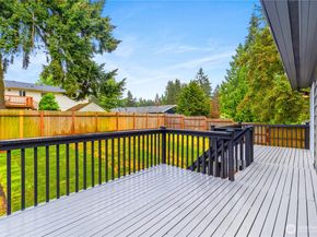 1831 201st Place SW, Lynnwood WA 98036