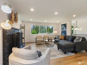 1831 201st Place SW, Lynnwood WA 98036