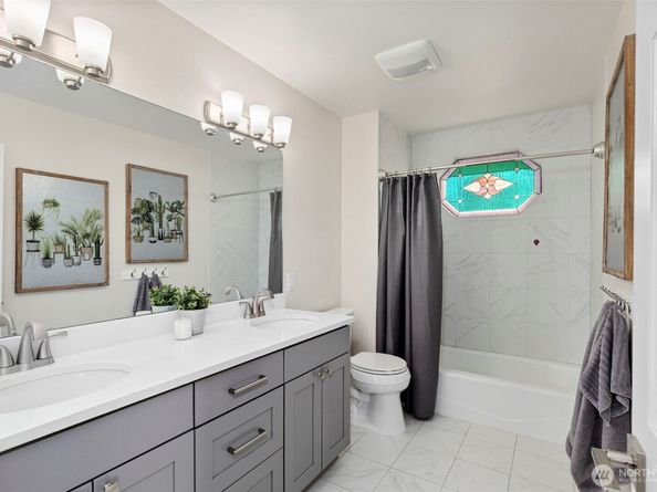 2585 Alaska Avenue E, Port Orchard WA 98366