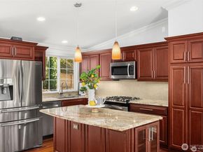 11004 100th Avenue NE, Kirkland WA 98033