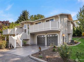 11004 100th Avenue NE, Kirkland WA 98033