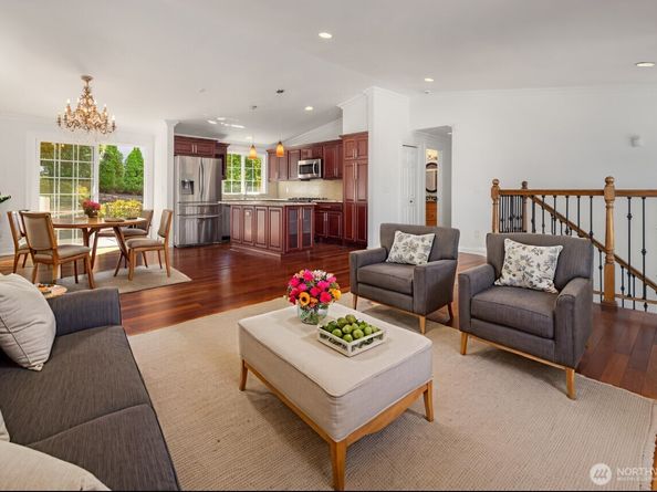 11004 100th Avenue NE, Kirkland WA 98033