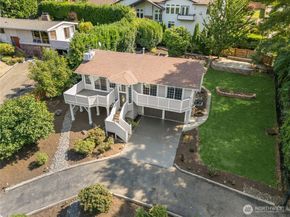 11004 100th Avenue NE, Kirkland WA 98033
