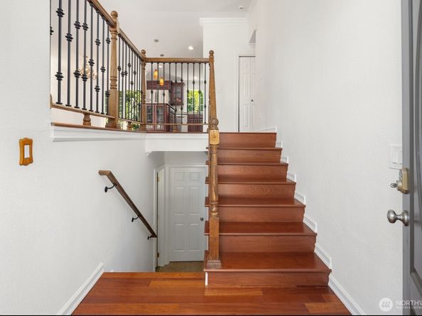 11004 100th Avenue NE, Kirkland WA 98033