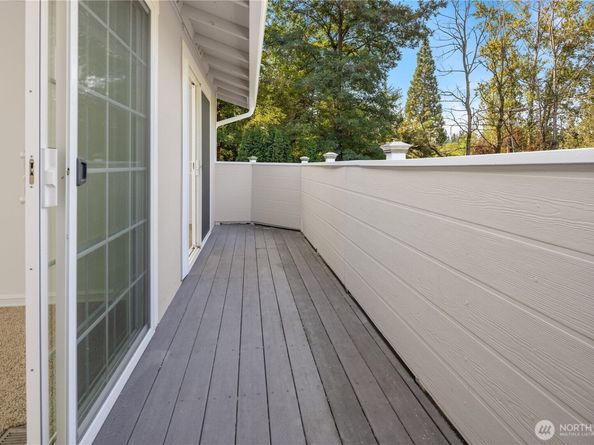 11004 100th Avenue NE, Kirkland WA 98033