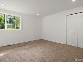 11004 100th Avenue NE, Kirkland WA 98033