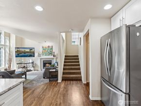 17581 110th Lane SE 3, Renton WA 98055