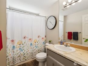 17581 110th Lane SE 3, Renton WA 98055